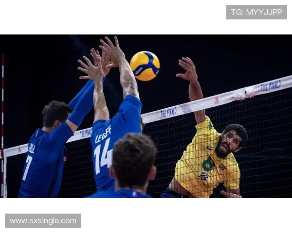 彭帅与鲁西奇激战正酣谁将赢得这场网球巅峰对决 彭帅与鲁西奇激战正酣谁将赢得这场网球巅峰对决