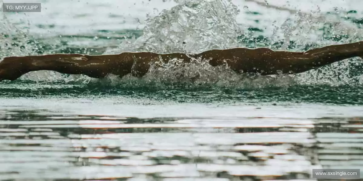 🎁限量周边，把赛场激情带回家！